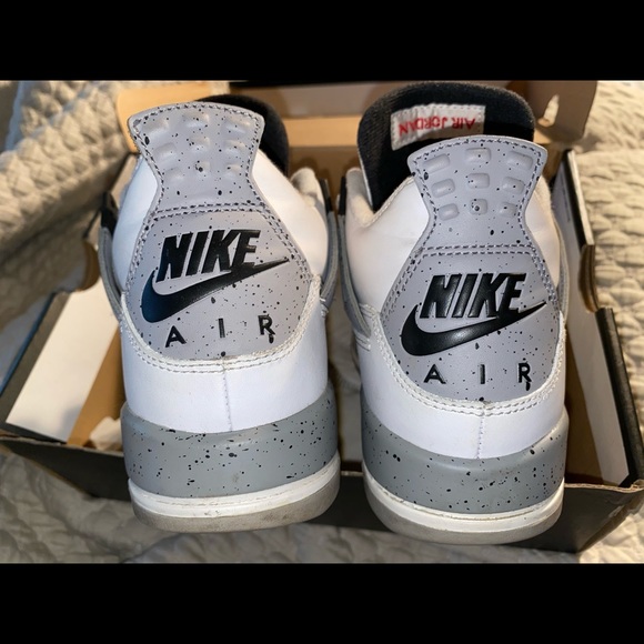 Nike cements 4’s - Picture 3 of 5